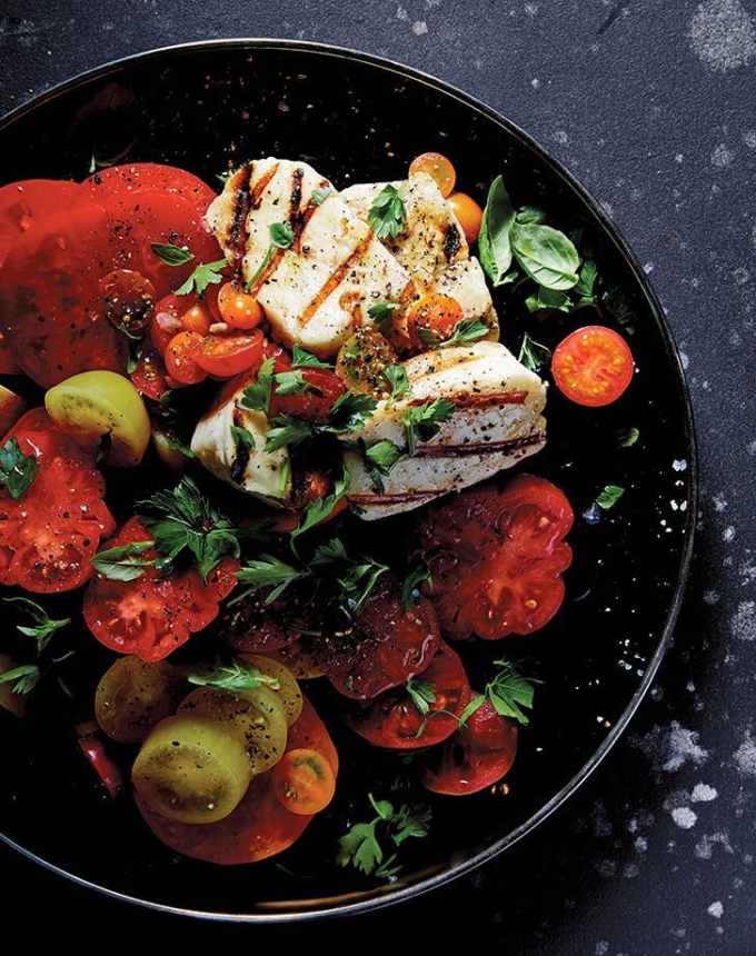 easy dinner recipes for beginners tomato salad grilled halloumi and herbs recipe lunch ideas