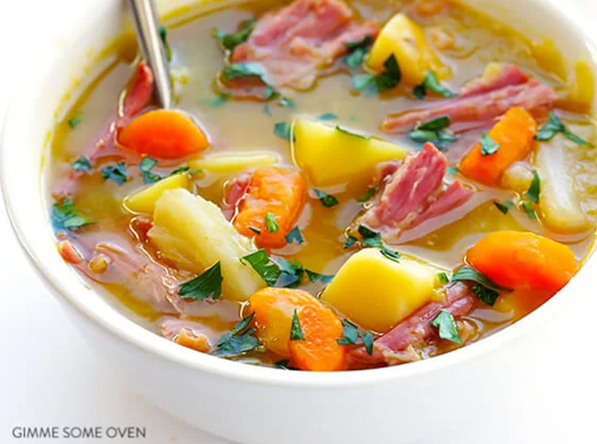 easy Irish recipes: slow cooker corned beef and cabbage soup