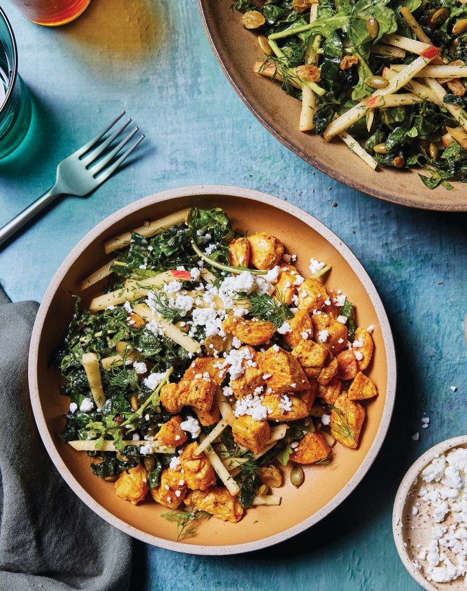 low carb meal plan: curried chicken and kale salad with creamy harissa dressing