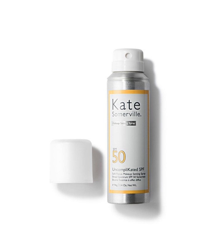 non greasy sunscreen kate somerville uncomplikated setting spray