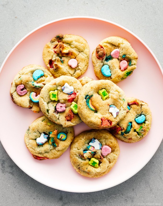 st patrick's day desserts: snickerdoodle lucky charms cookies